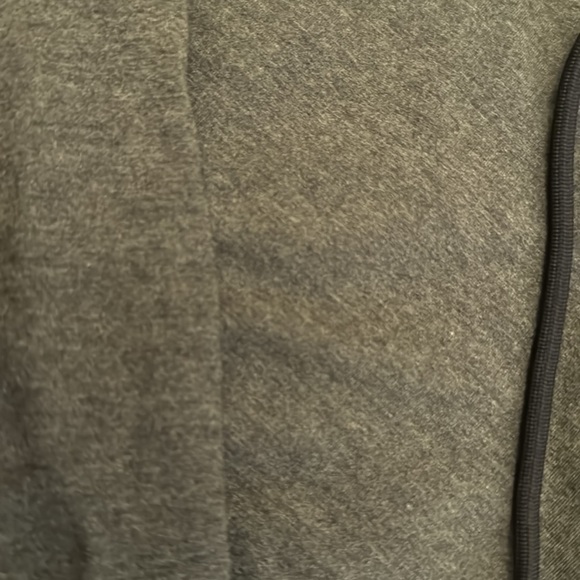 CVG Warm Cozy Hoodie Size Large Like New 
Constantly varied Gear - Picture 2 of 2